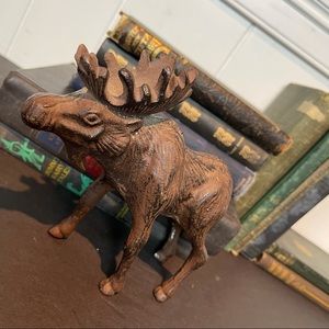 metal moose sculpture